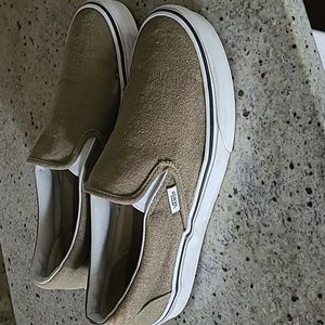 Vans canvas slip on - army green sz 8 men/9.5 wmn